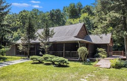 11463 Snowshoe Drive, Plainwell, MI 49080
