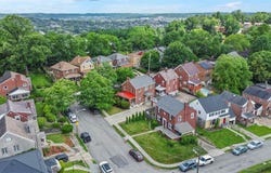 148 Stanton Court East, Stanton Heights, PA 15201