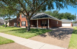 620 Colonial Dr., Portland, TX 78374