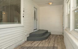 110 E 11th St, Wood River, NE 68883