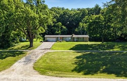 809 Holmen Dr, Holmen, WI 54636