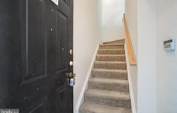 2433 COOPERS BRANCH CT, HERNDON, VA 20171