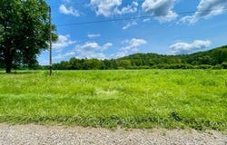 Angus Road, Kimbolton, OH 43725