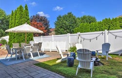 702 Williamsburg Ct, Cranberry Twp, PA 16066