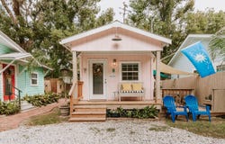 207 Dewey Avenue, Ocean Springs, MS 39564