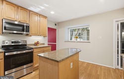 6426 HOLLINS Drive, BETHESDA, MD 20817