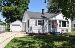 2030 Webster St, Racine, WI 53406
