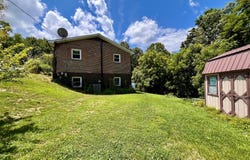 340 Edison Rd, Fancy Gap, VA 24328