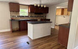 3484 Ridge Rd, Hodges, SC 29653