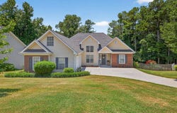 4860 HUNT CLUB Drive, Flowery Branch, GA 30542