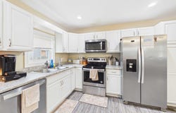 625 S 9th St, Ironton, OH 45638