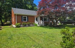 3233 Oakdale RD SW, Roanoke, VA 24018