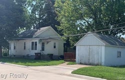 737 Detroit Avenue, Monroe, MI 48162