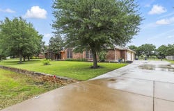 1233 Fox Hunt Trail, Willow Park, TX 76087