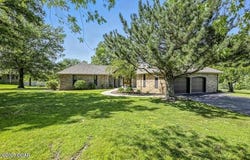 5774 Pine Tree Circle, Loma Linda, MO 64804