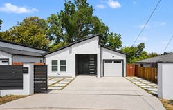 511 Woodbine Avenue, Dallas, TX 75203