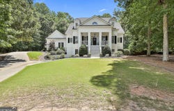 275 Sidney, Fayetteville, GA 30215