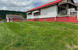 1221 Garfield Street, McMechen, WV 26040