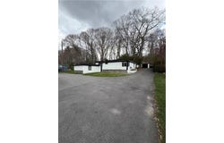 35 Fenwood Avenue, Smithfield, RI 02917