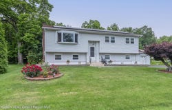 3 Esther Place, Lake Katrine, NY 12449