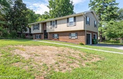 2423 Southview Drive, Maryville, TN 37803