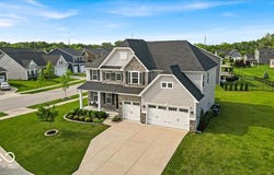 4416 Eaglecrest Place, Zionsville, IN 46077
