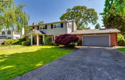 455 FAIR OAKS Dr, Eugene, OR 97401