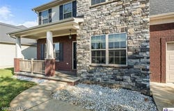 218 Sangria Dr, Vine Grove, KY 40175