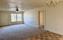 502 W Third St, Brenham, TX 77833