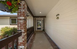 1546 SE 52ND Ave, Hillsboro, OR 97123
