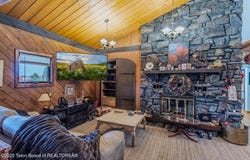 117 W PINE Street, Pinedale, WY 82941