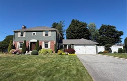 39 Merry Mount Drive, Warwick, RI 02888
