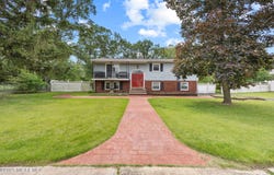 117 Greymoor Road, Howell, NJ 07731