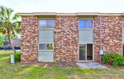 805 Andrea Lane, Hanahan, SC 29410
