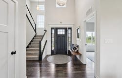8975 W Eagle Ct, Mequon, WI 53097