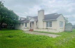 626 Fetick Avenue, Taft, TX 78390
