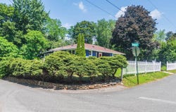 14 Windsor Dr, New Windsor, NY 12553