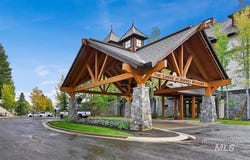 75 Arling Center Ct, Donnelly, ID 83615