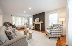 42 York St, Andover, MA 01810