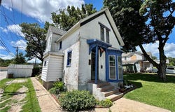 413 N 7th Street, Atchison, KS 66002