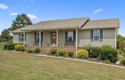 221 Main St E, Hickman, TN 38567