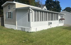 9 Bourne Avenue, Wells, ME 04090