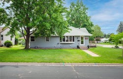 700 Kennaston Drive NE, Fridley, MN 55432