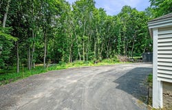 123 Forest St, Middleton, MA 01949