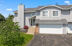 2823 Riverwood Lane NW, Rochester, MN 55901