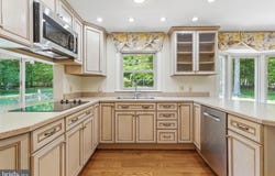 9150 CEDAR Street, LA PLATA, MD 20646
