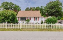 15 Truman St, Westport, MA 02790