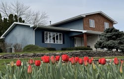 800 High Street, Mediapolis, IA 52637