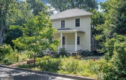 7 MONTGOMERY AVENUE, GAITHERSBURG, MD 20877