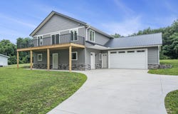 51561 E County Line Road, Middlebury, IN 46540